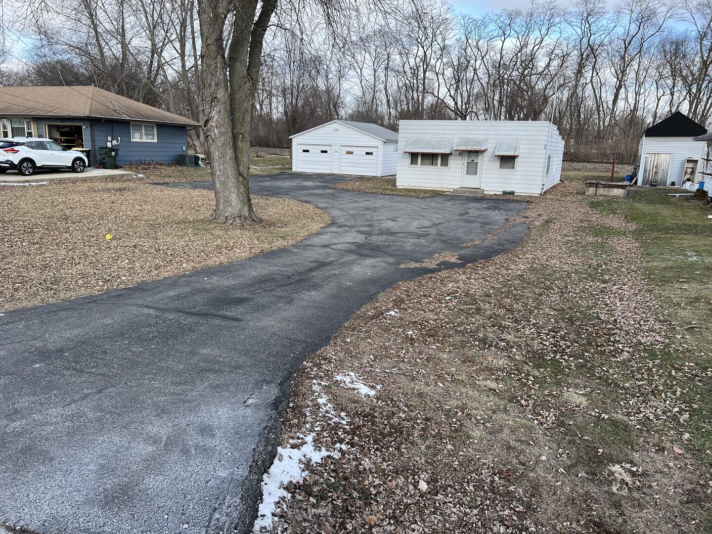 Property Photo:  1641 Jericho Road  IL 60506 