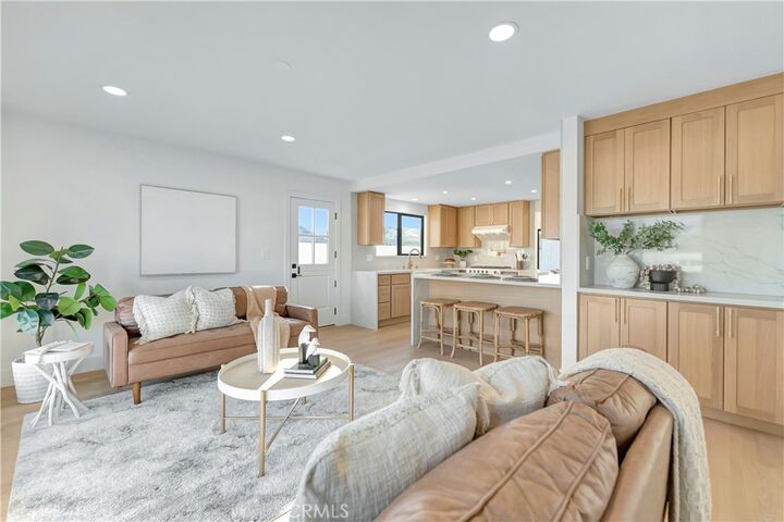 Property Photo: 21211 Binghampton Circle CA 92646