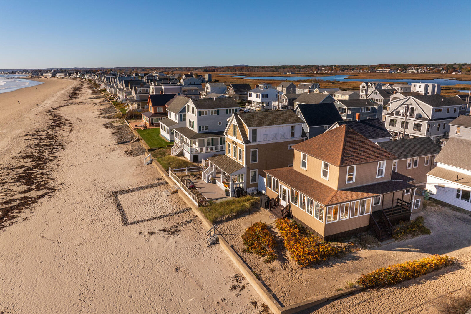 Property Photo:  229 Atlantic Avenue  ME 04090 