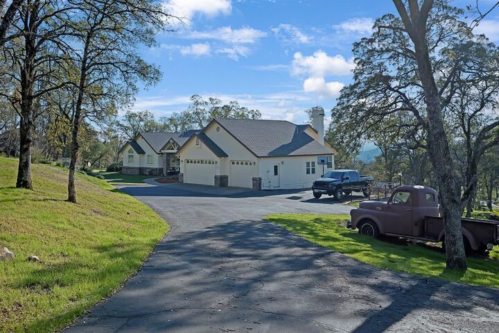 Property Photo: 5772 Dragon Springs Road CA 95667