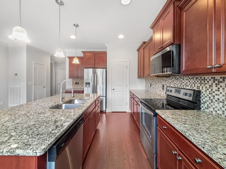 Property Photo: 5344 Highland Place Way TN 37076