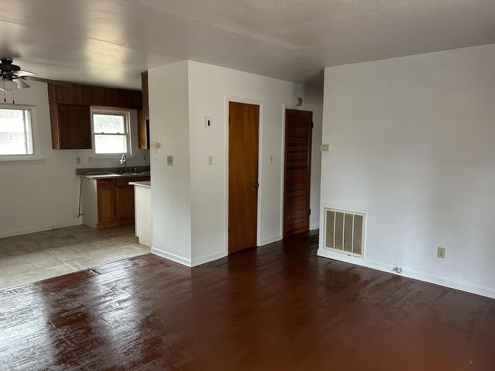 Property Photo: 320 Hospital Drive GA 30673