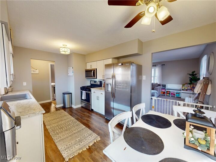 Property Photo: 38955 Gardenside Drive OH 44094