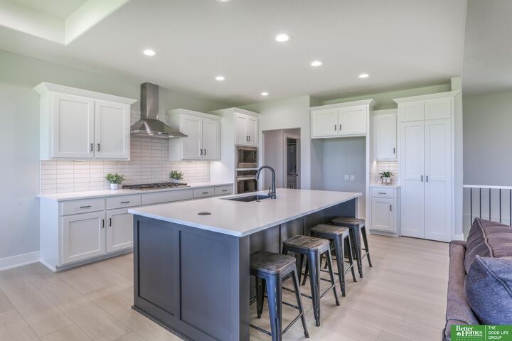 Property Photo:  5614 N 199th Street  NE 68022 