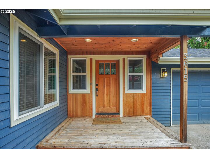 Property Photo: 3615 SW Huber St OR 97219