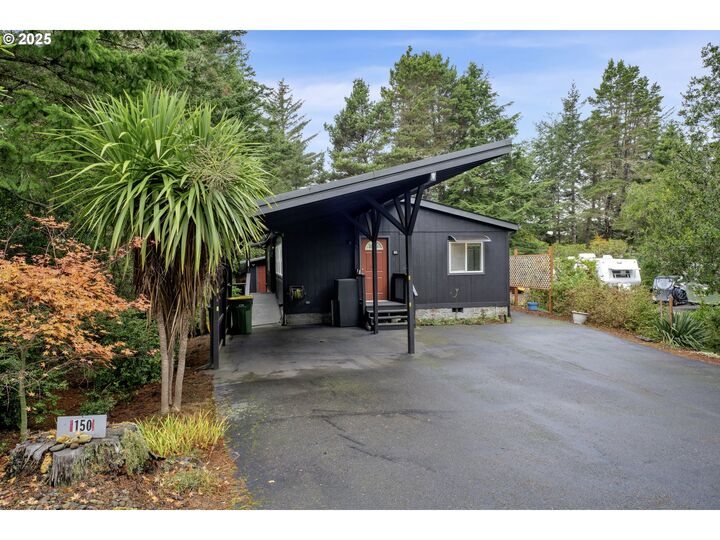 1600 Rhododendron Dr 150  Florence OR 97439 photo