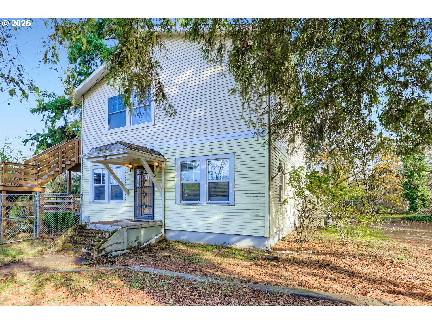 Property Photo: 9310 SE Linwood Ave OR 97222