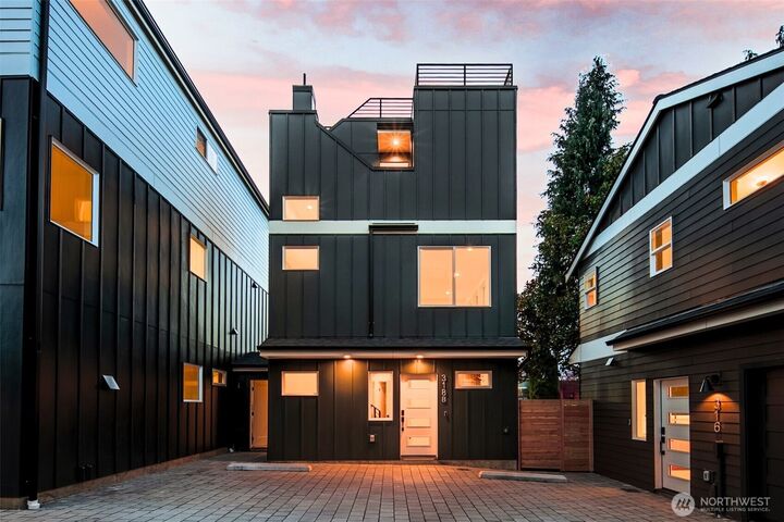 318 B N 84th Street  Seattle WA 98103 photo