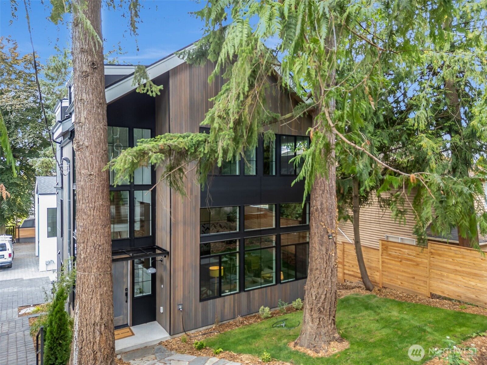 Property Photo:  10719  2nd Avenue NW  WA 98177 