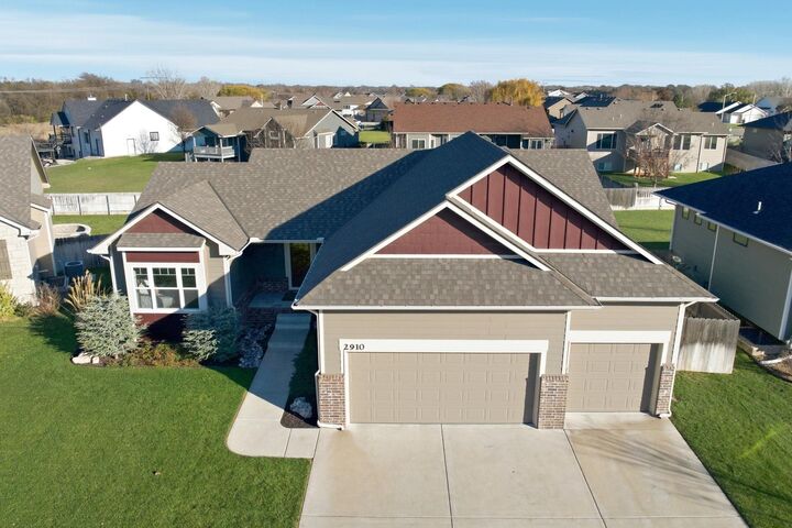 Property Photo: 2910 W 58th Ct N KS 67204