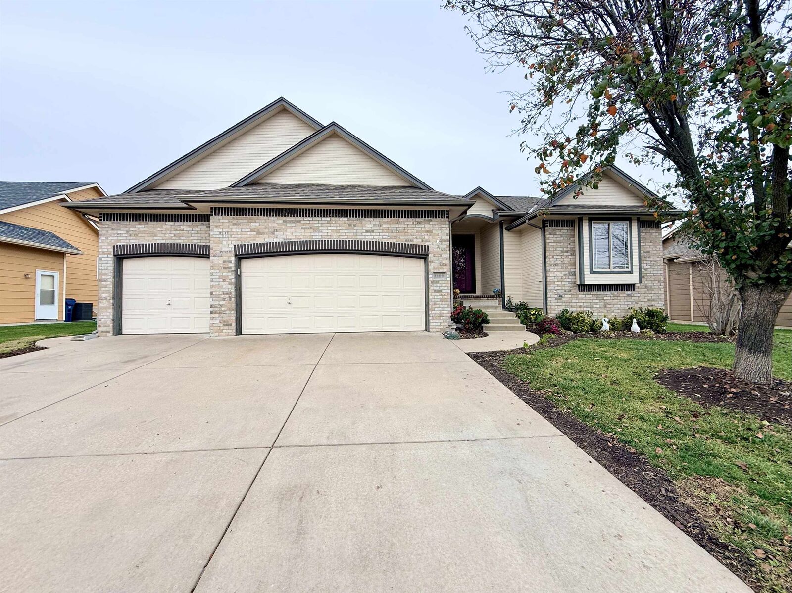 Property Photo: 13110 E Laguna St KS 67230