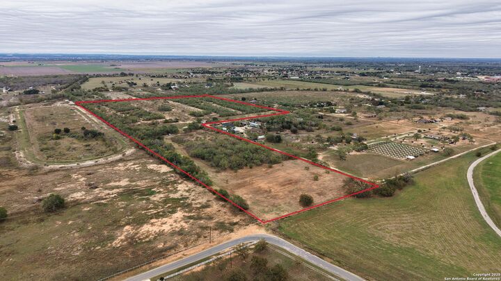 Property Photo:  000 W County Road 681  TX 78052 