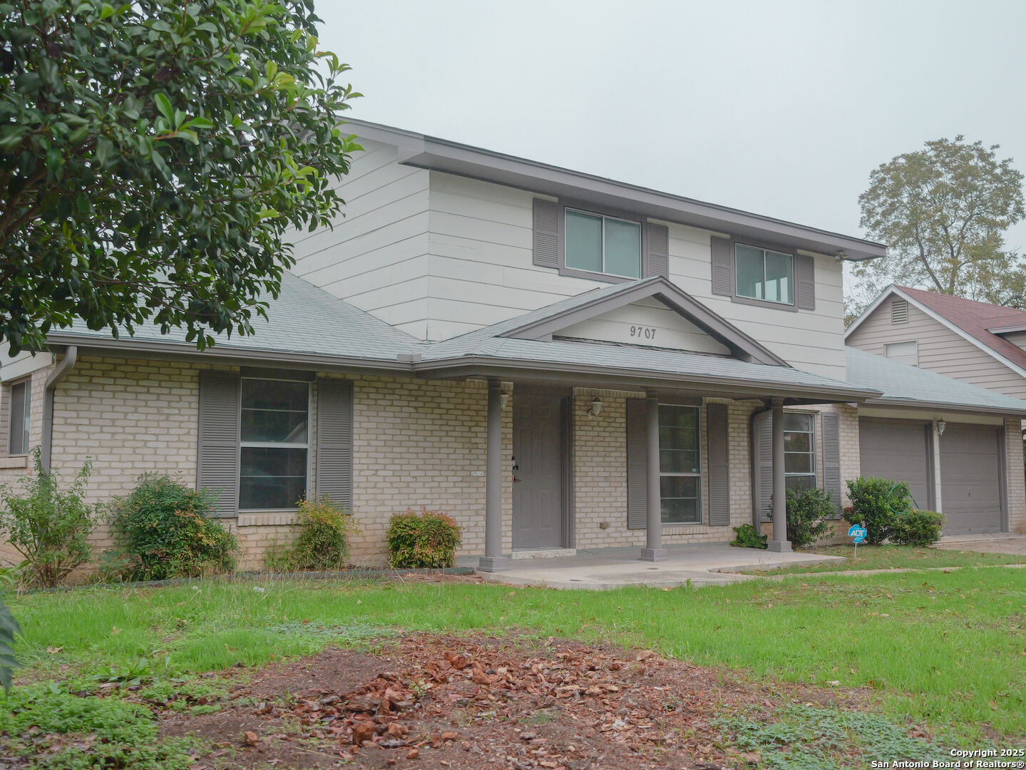 Property Photo:  9707 La Rue  TX 78217 