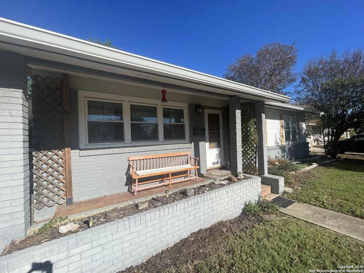 Property Photo: 880 Merriweather TX 78130