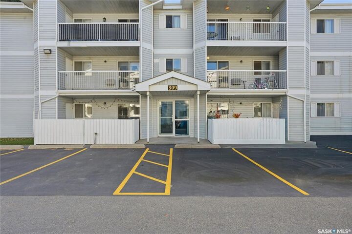309A Cree Crescent 301  Saskatoon SK S7K 7Y3 photo