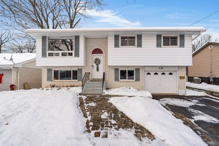 Property Photo: 440 Barrie Road ON L3V 6L9