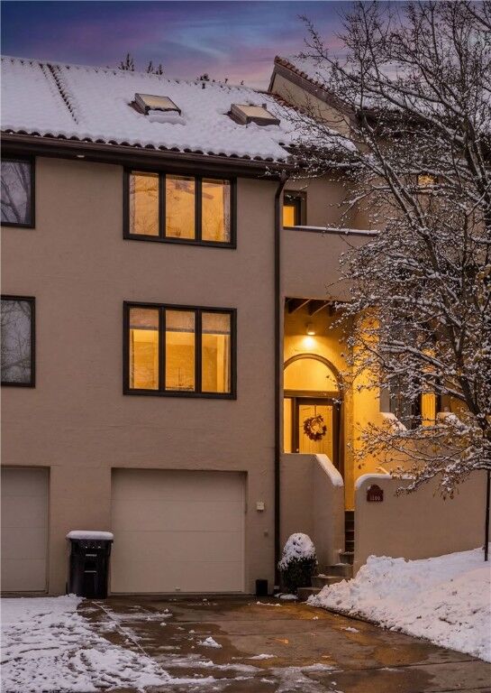 Property Photo: 1104 W Ridge Road PA 15101