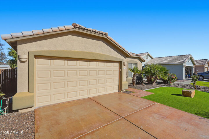 Property Photo:  1524 E 10th Street  AZ 85122 