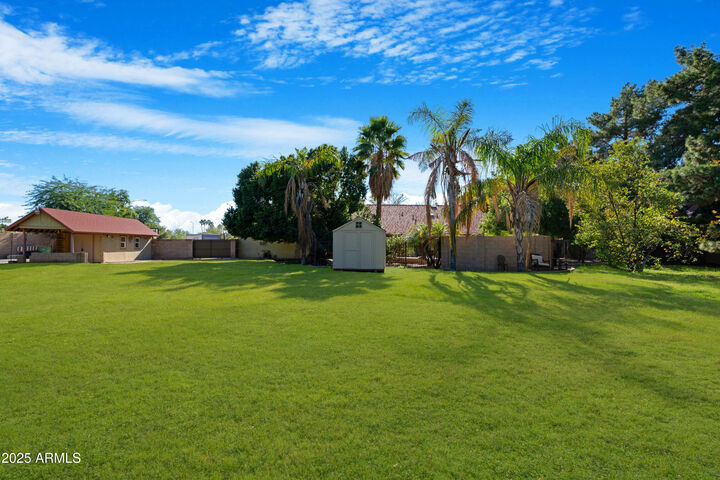 Property Photo: 3152 E Irwin Avenue AZ 85204
