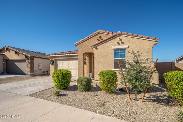 Property Photo:  964 N 110th Avenue  AZ 85323 