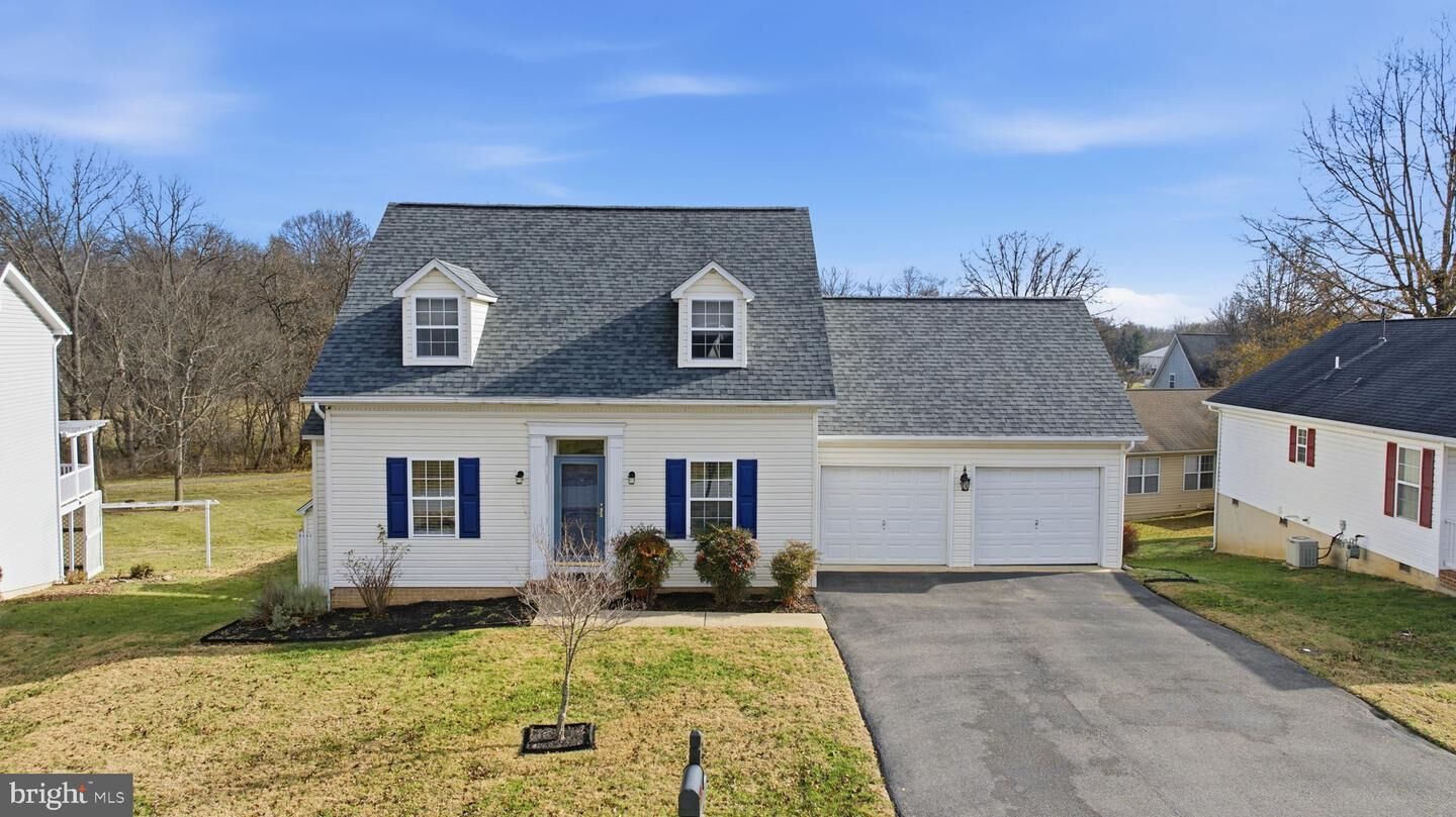 Property Photo: 206 Sentry Lane WV 25401