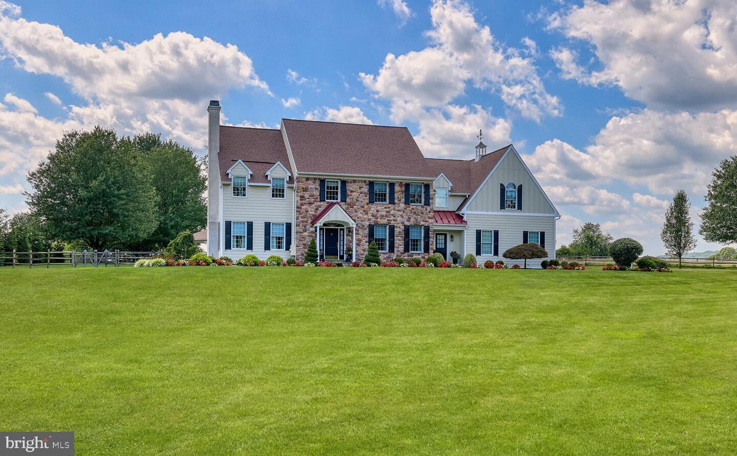 Property Photo:  1100 Pineville Road  PA 18938 