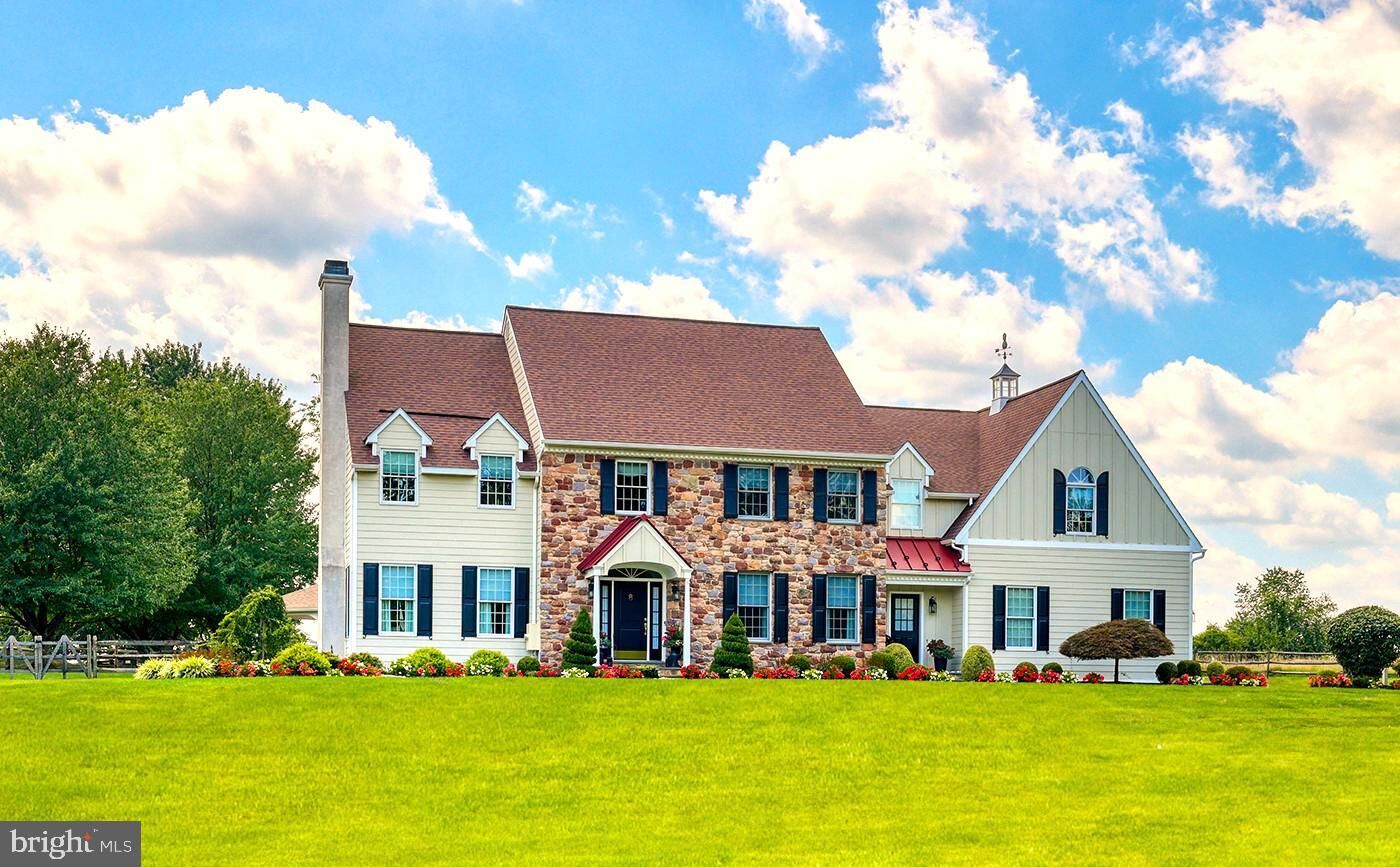 Property Photo:  1100 Pineville Road  PA 18938 