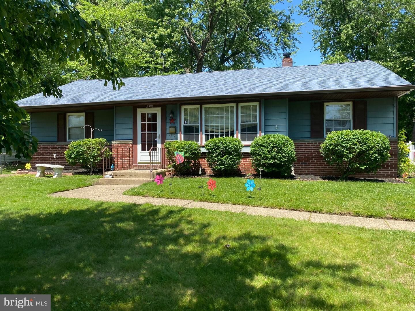 Property Photo: 820 Beverly Drive NJ 08083