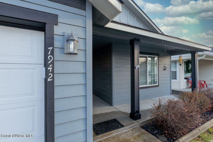 Property Photo:  7942 W Kayak Ct  ID 83858 