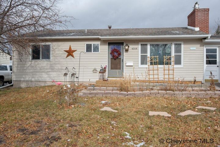 Property Photo:  4318 E 8th St  WY 82001 