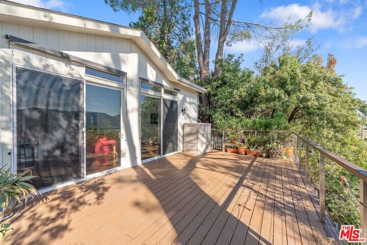 Property Photo: 23777 Mulholland Hwy CA 91302