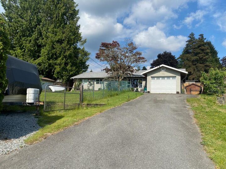 Property Photo: 7936 Eagle Crescent BC V2V 5G3
