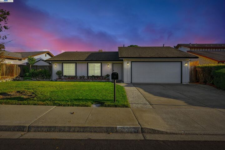 Property Photo: 3312 San Marco Ct CA 94587