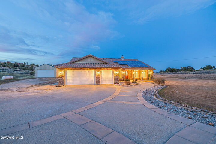 Property Photo: 3335 E Avenue T8 CA 93550