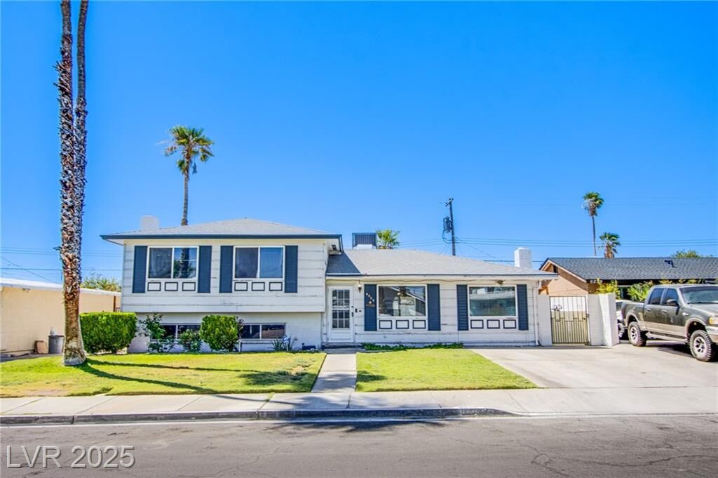 Property Photo: 6225 Arlington Avenue NV 89107