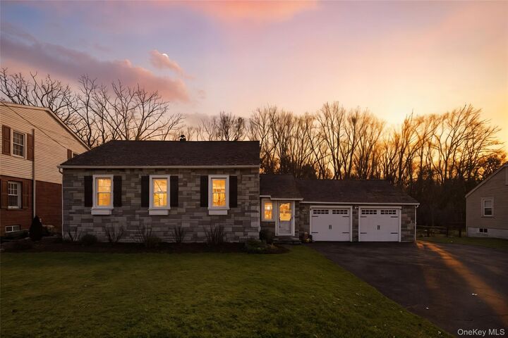 117 Cedar Avenue  New Windsor NY 12553 photo