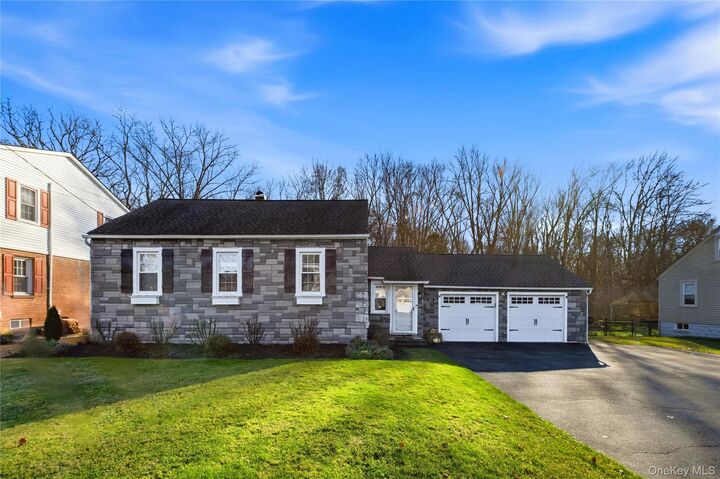 117 Cedar Avenue  New Windsor NY 12553 photo