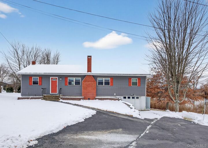 Property Photo:  67 Picnic Woods Road  NY 12515 