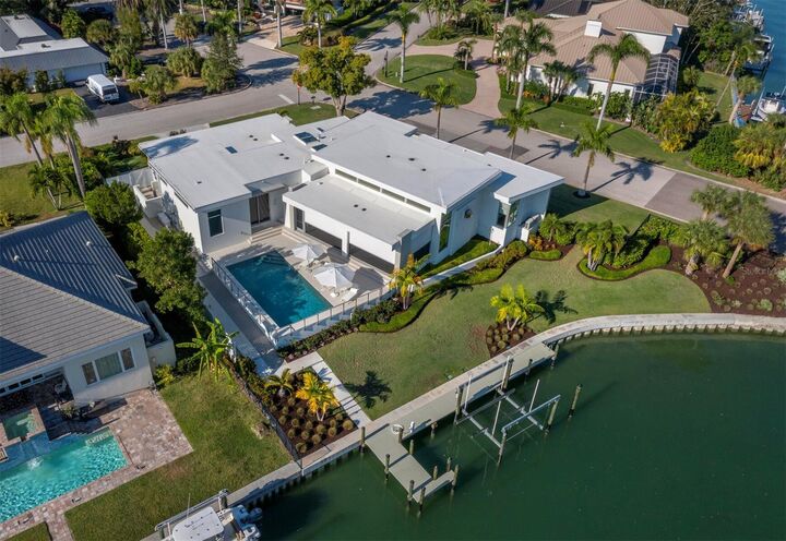 Property Photo:  656 S Owl Drive  FL 34236 