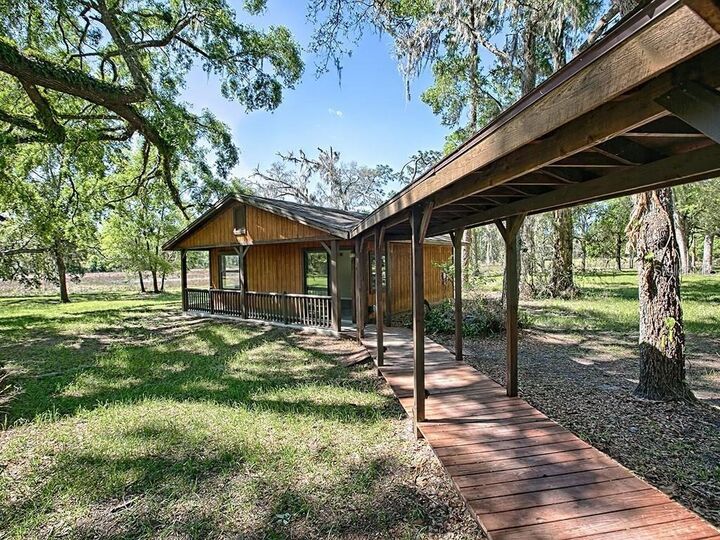 Property Photo: 11469 SW 49th Plaza FL 33597