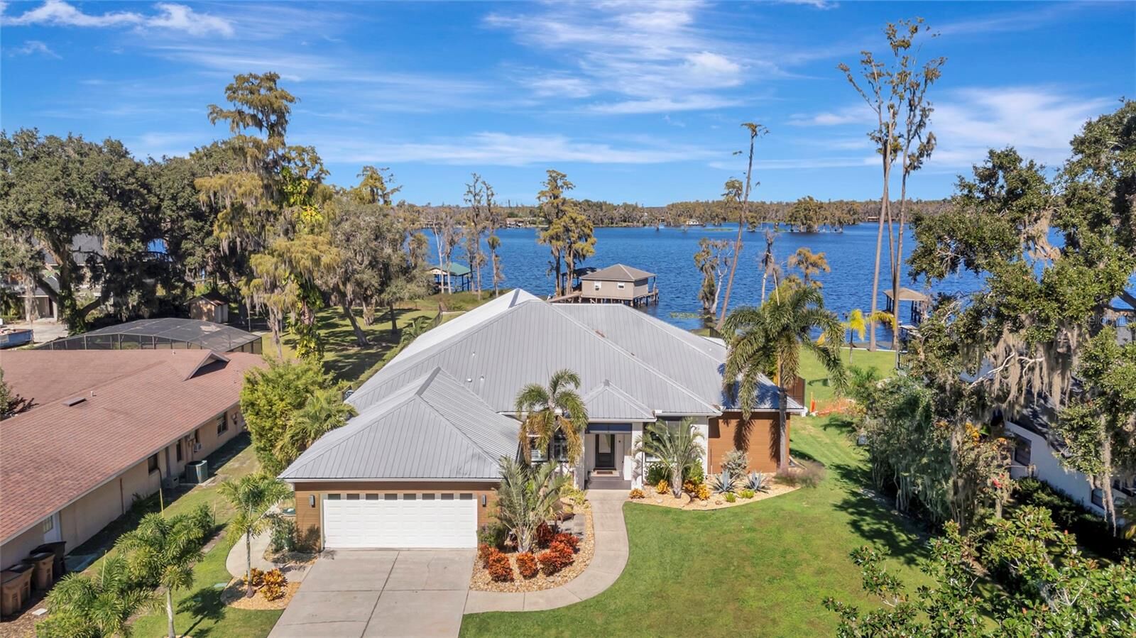 Property Photo:  10303 Thompson Place  FL 34711 