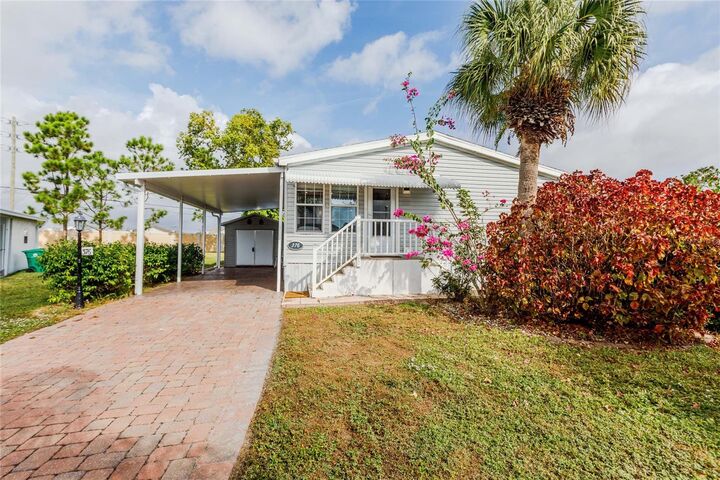 Property Photo:  2100 Kings Highway 376  FL 33980 