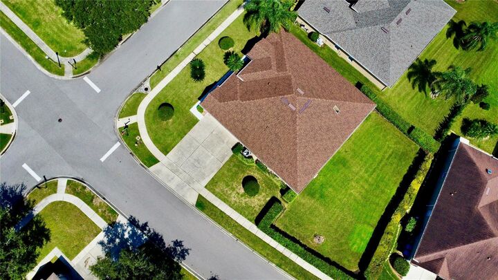 Property Photo: 586 Huntington Pines Drive FL 34761