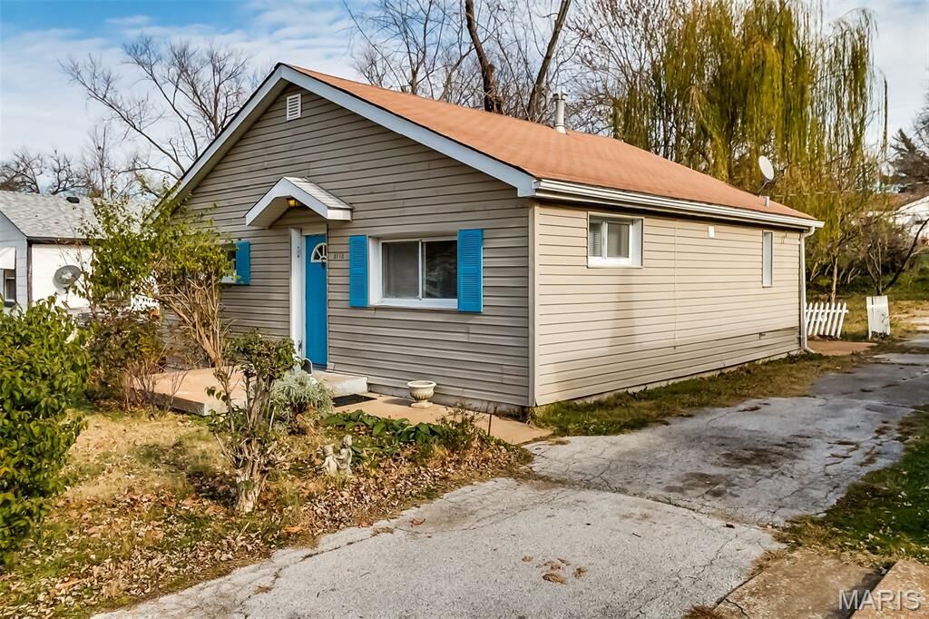 Property Photo: 3112 Airway Avenue MO 63114