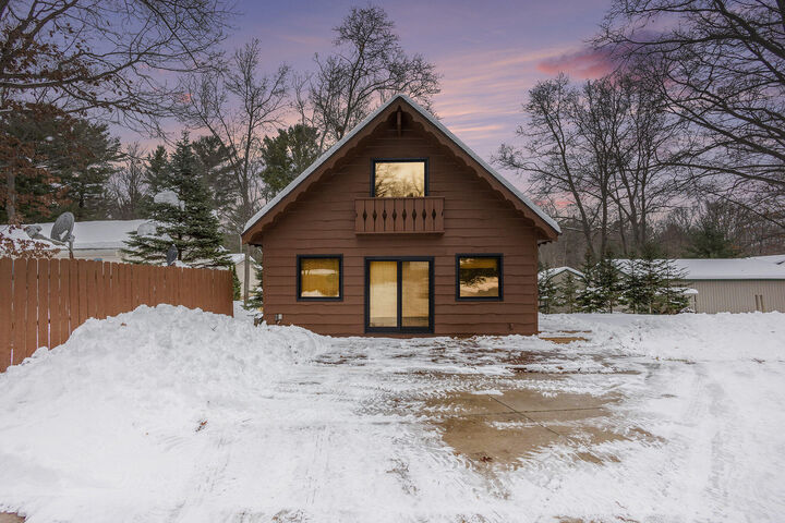 Property Photo: 8370 W Sea Pine Drive MI 49436