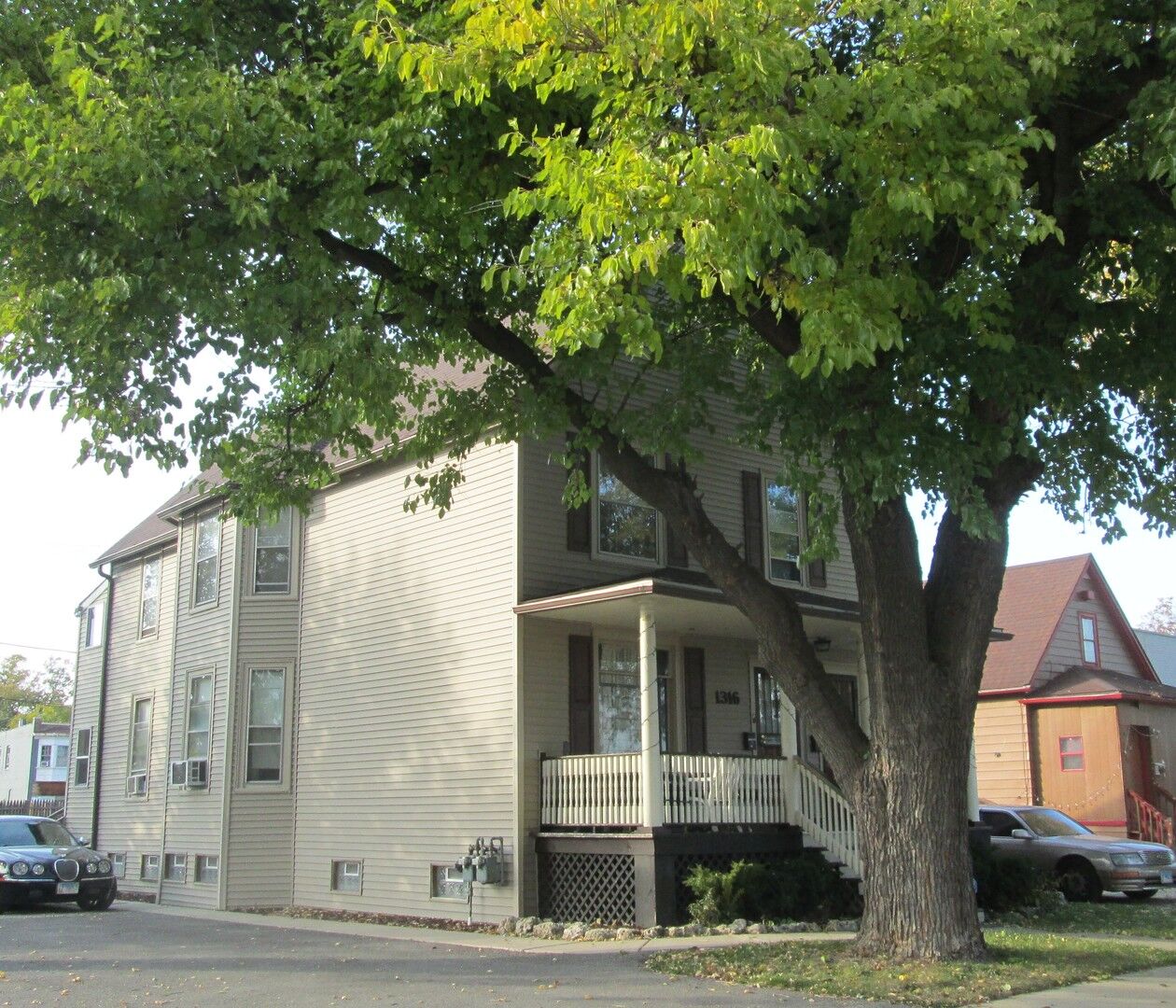 Property Photo: 1316 S 4th Avenue IL 60153
