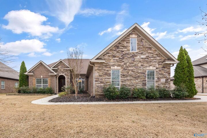 3030 Laurel Cove Way  Gurley AL 35748 photo