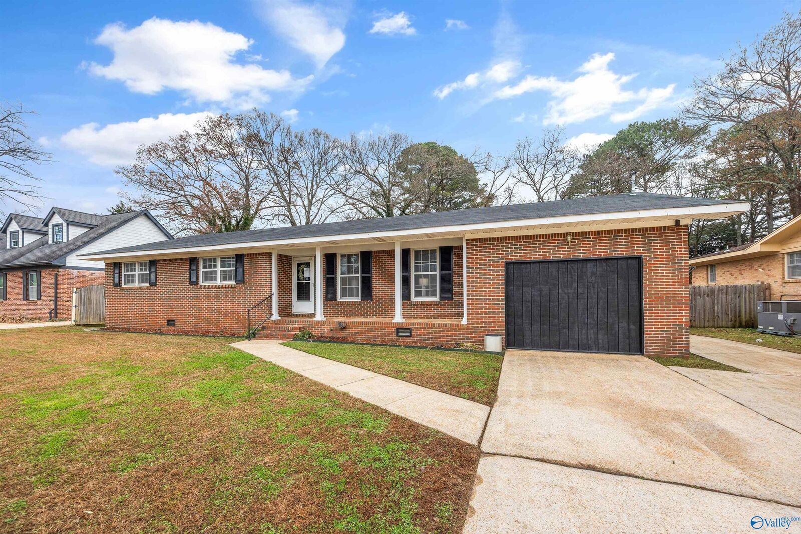 Property Photo: 2532 Brookline Drive AL 35810