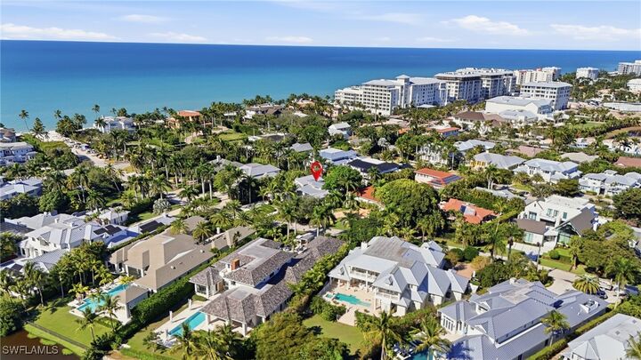 Property Photo:  185 North Lake Drive  FL 34102 