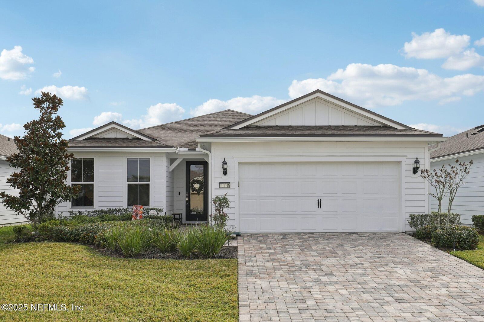 Property Photo: 11136 Town View Court FL 32256